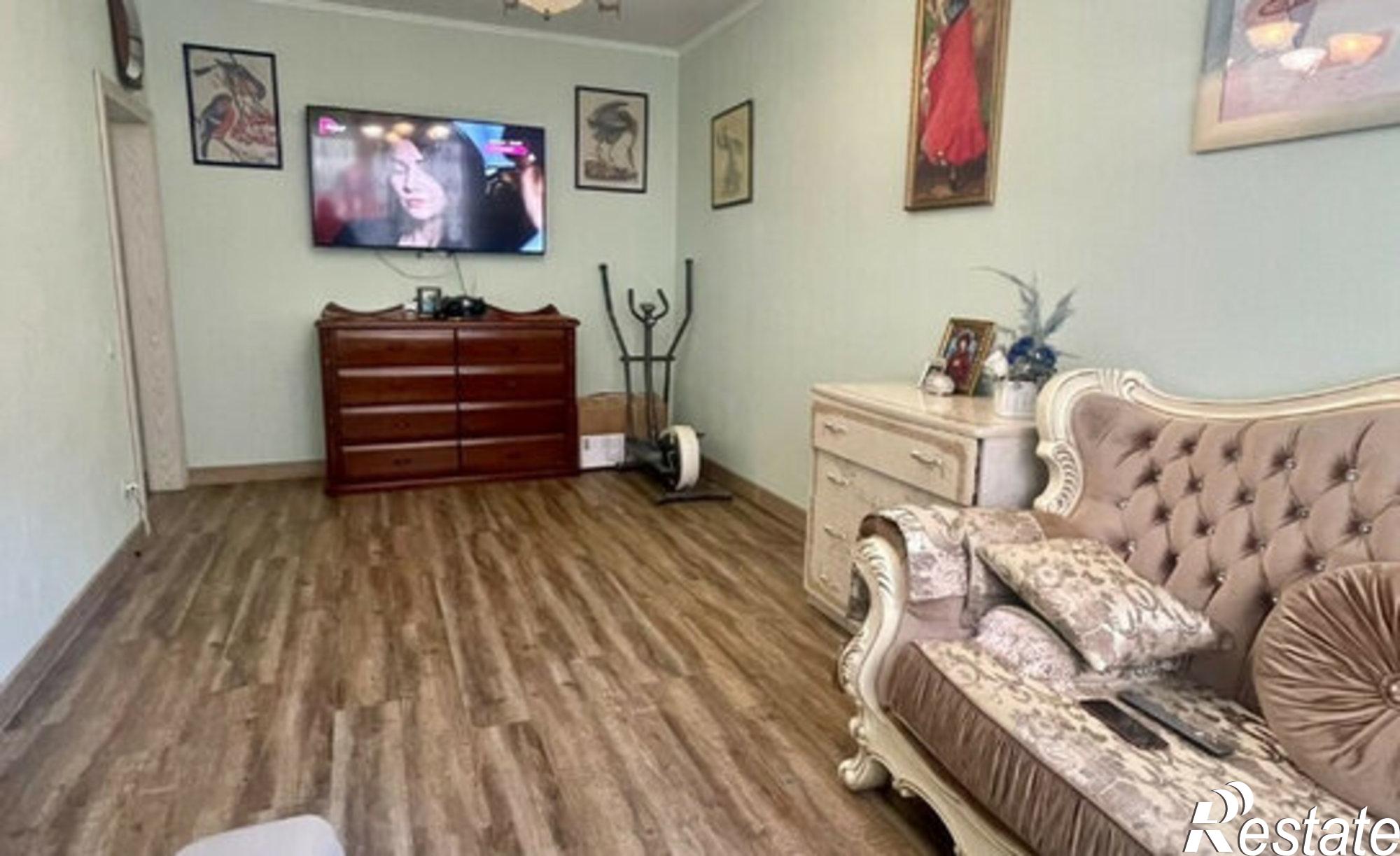 Купить квартиру за 10 000 000 рублей на ул Ленина, 7