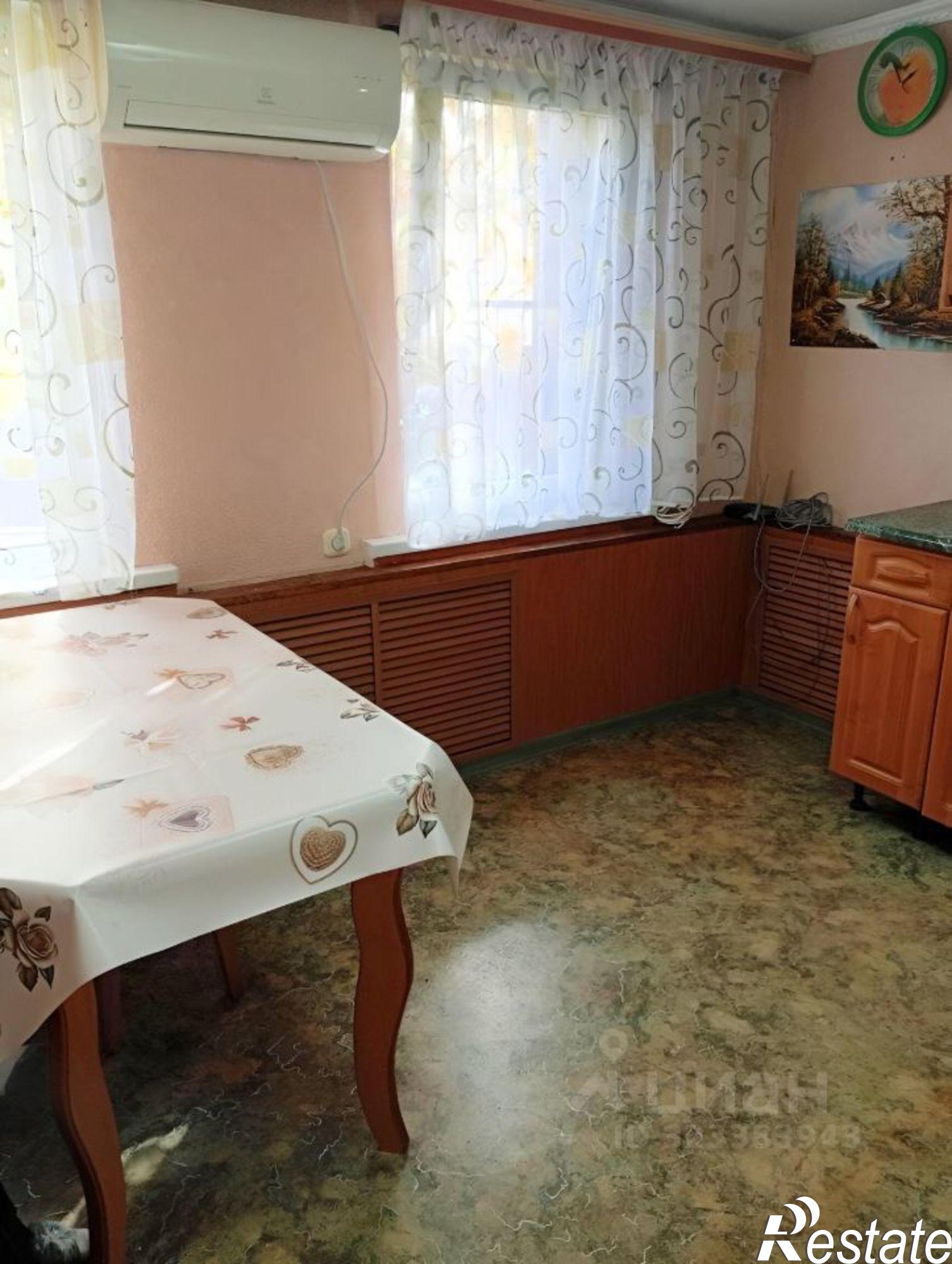 Сдать дачу, дом, коттедж за 50 000 рублей на Октябрьская улица, 48