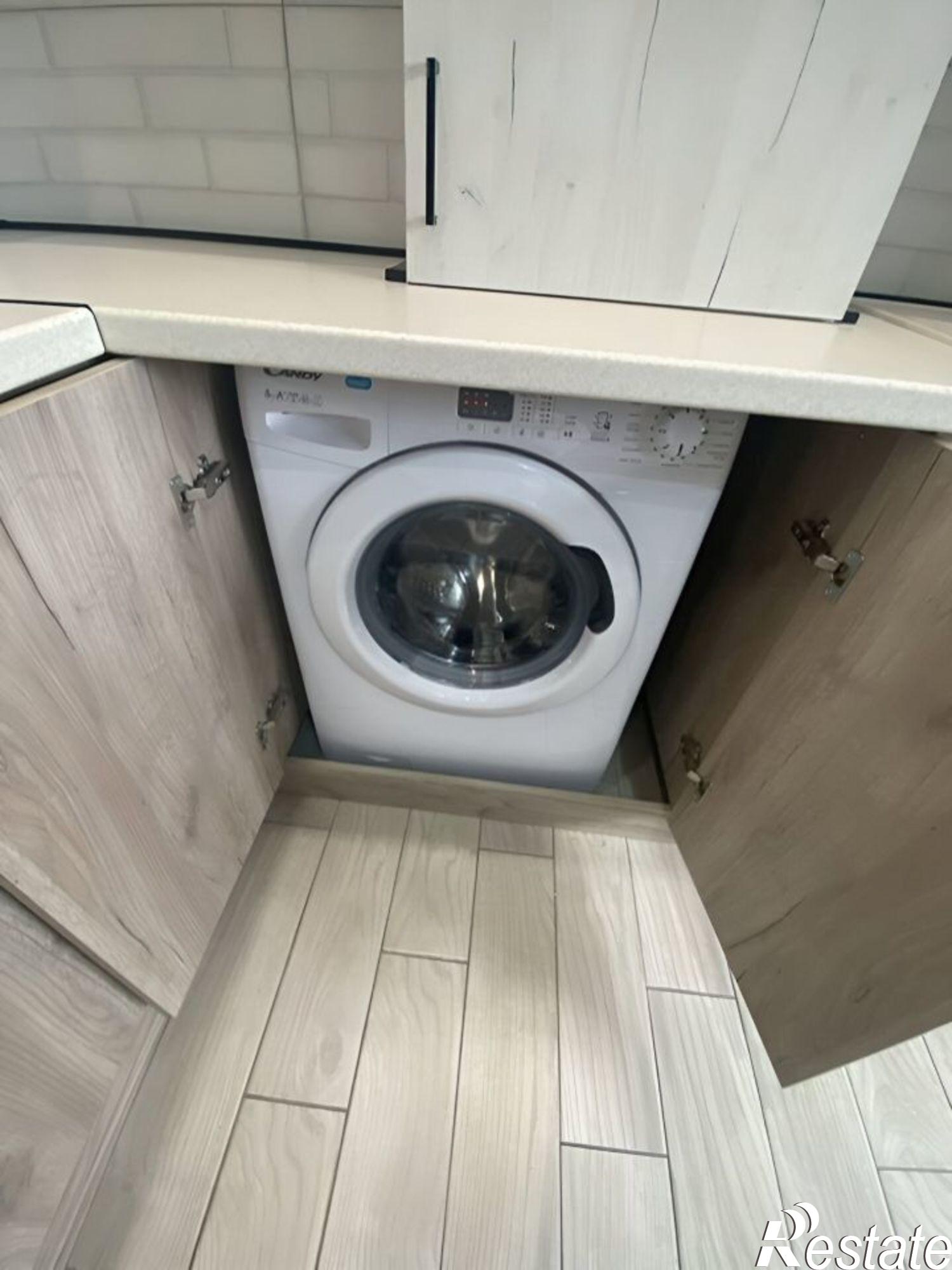 Сдать квартиру за 29 000 рублей на улица Репина, 15