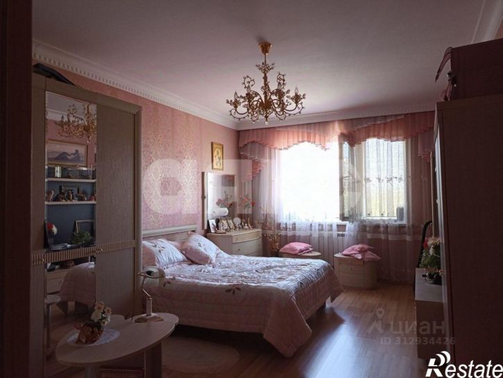 1-комн квартира улица Ярославского, 104И,  д. 104И