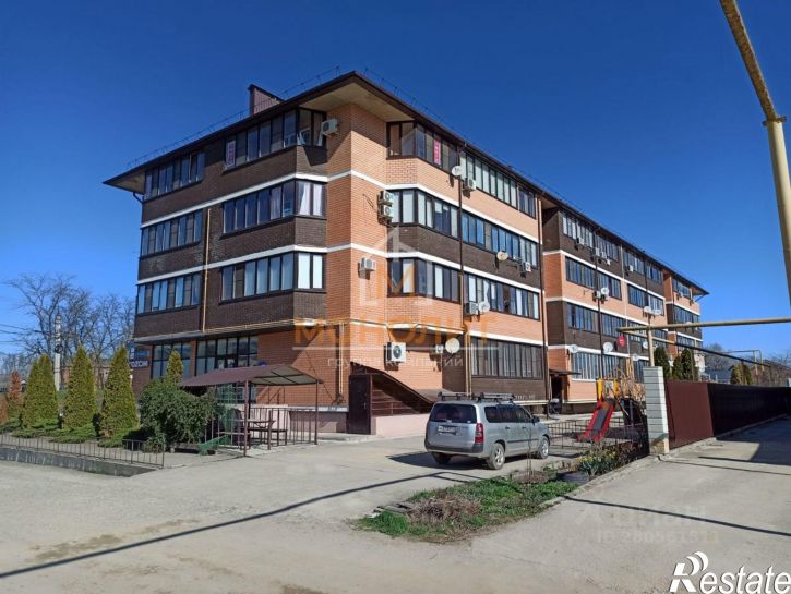 2-комн квартира улица Михаила Корницкого, 1,  д. 1