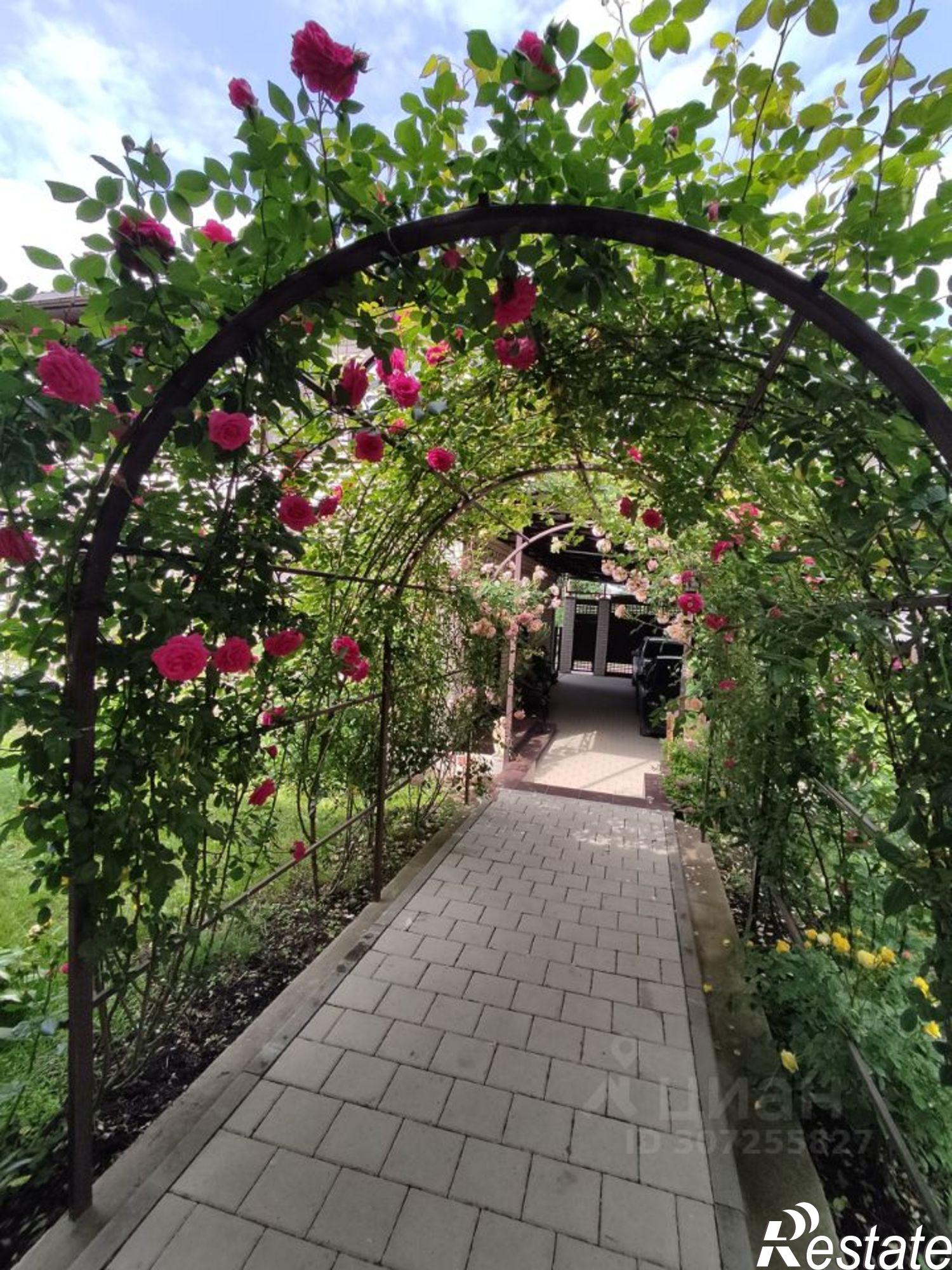 Купить дачу, дом, коттедж за 23 500 000 рублей на улица Дружбы, 33