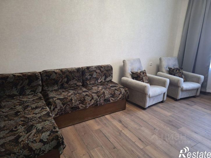 2-комн квартира улица Ярославского, 104Б,  д. 104Б