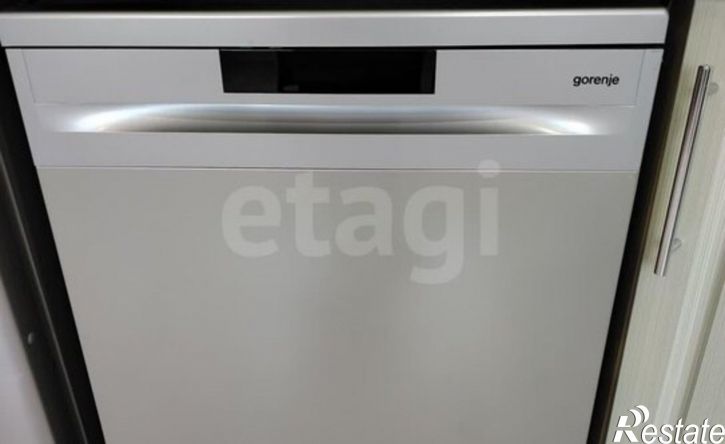 2-комн квартира улица 8 Марта, 19,  д. 19