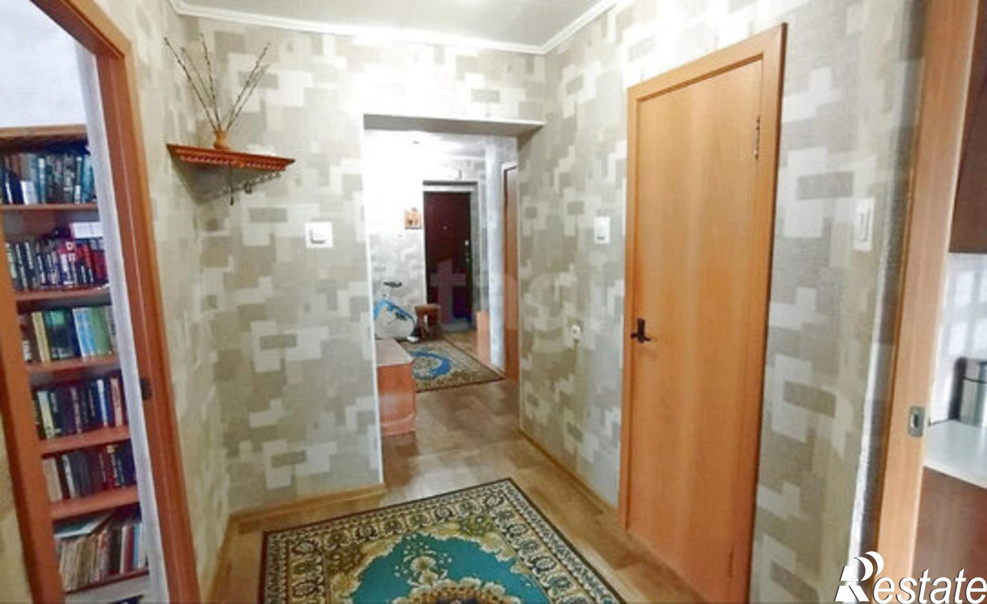 Купить квартиру за 9 300 000 рублей на ул Кириченко, 13