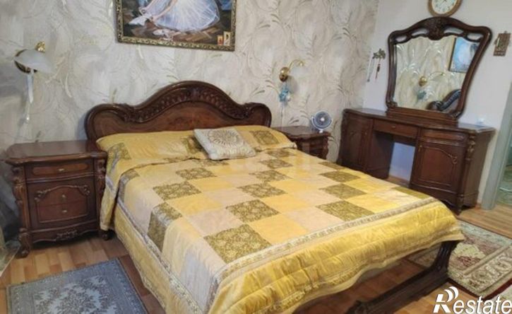 2-комн квартира ул Закруткина, 77,  д. 77