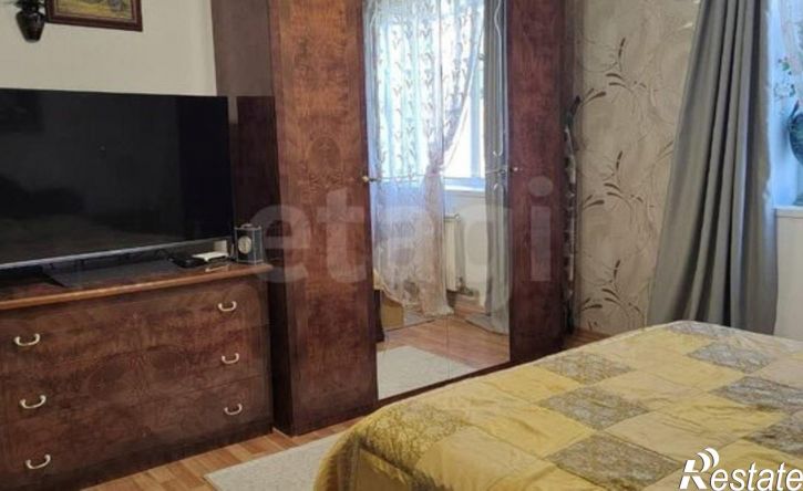 2-комн квартира ул Закруткина, 77,  д. 77