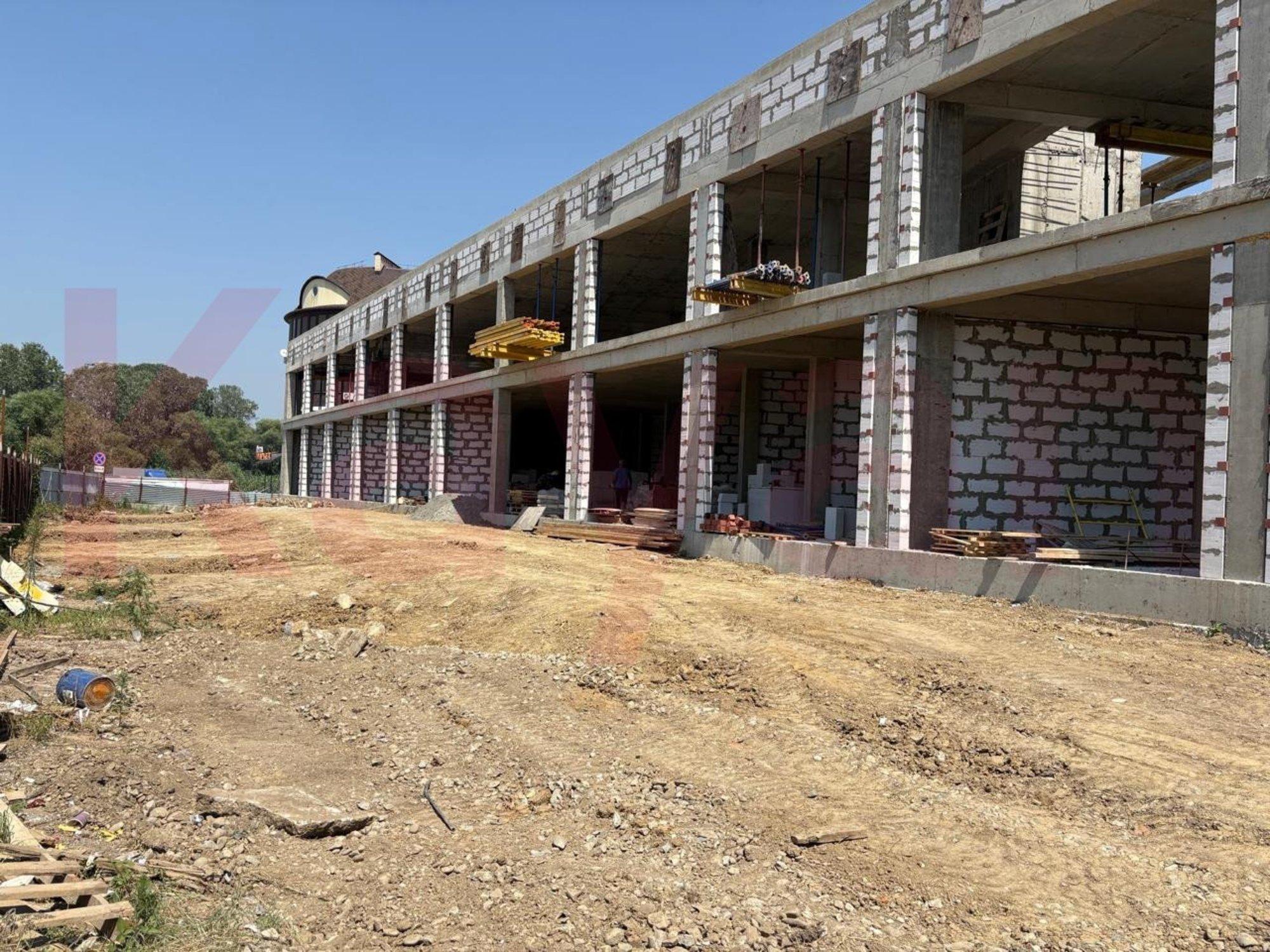 Купить торговое помещение за 19 600 000 рублей на Псекупская ул.