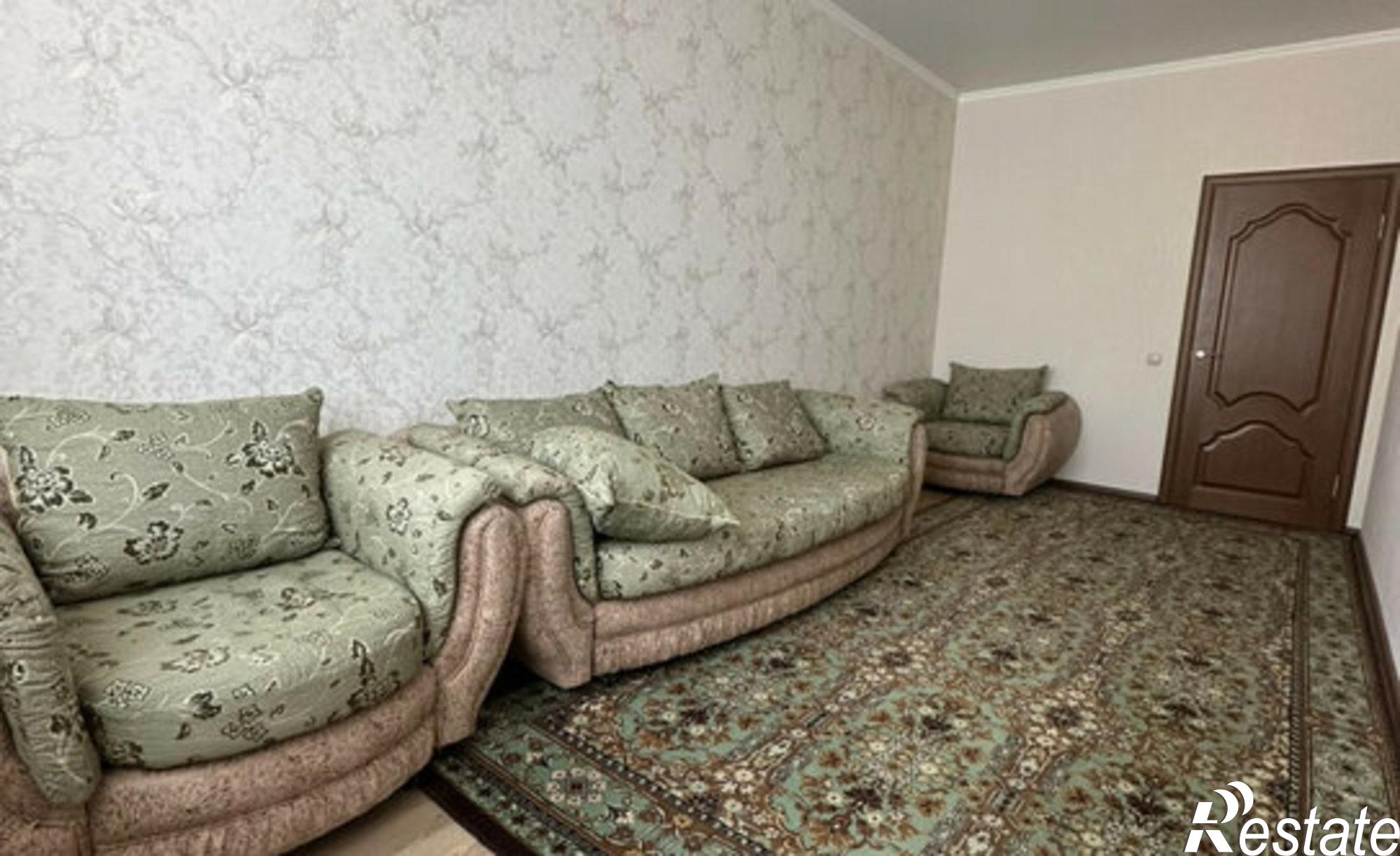 Купить квартиру за 9 000 000 рублей на Черноморская улица, 56