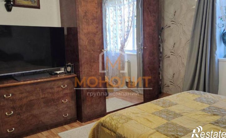 2-комн квартира ул Закруткина, 77,  д. 77