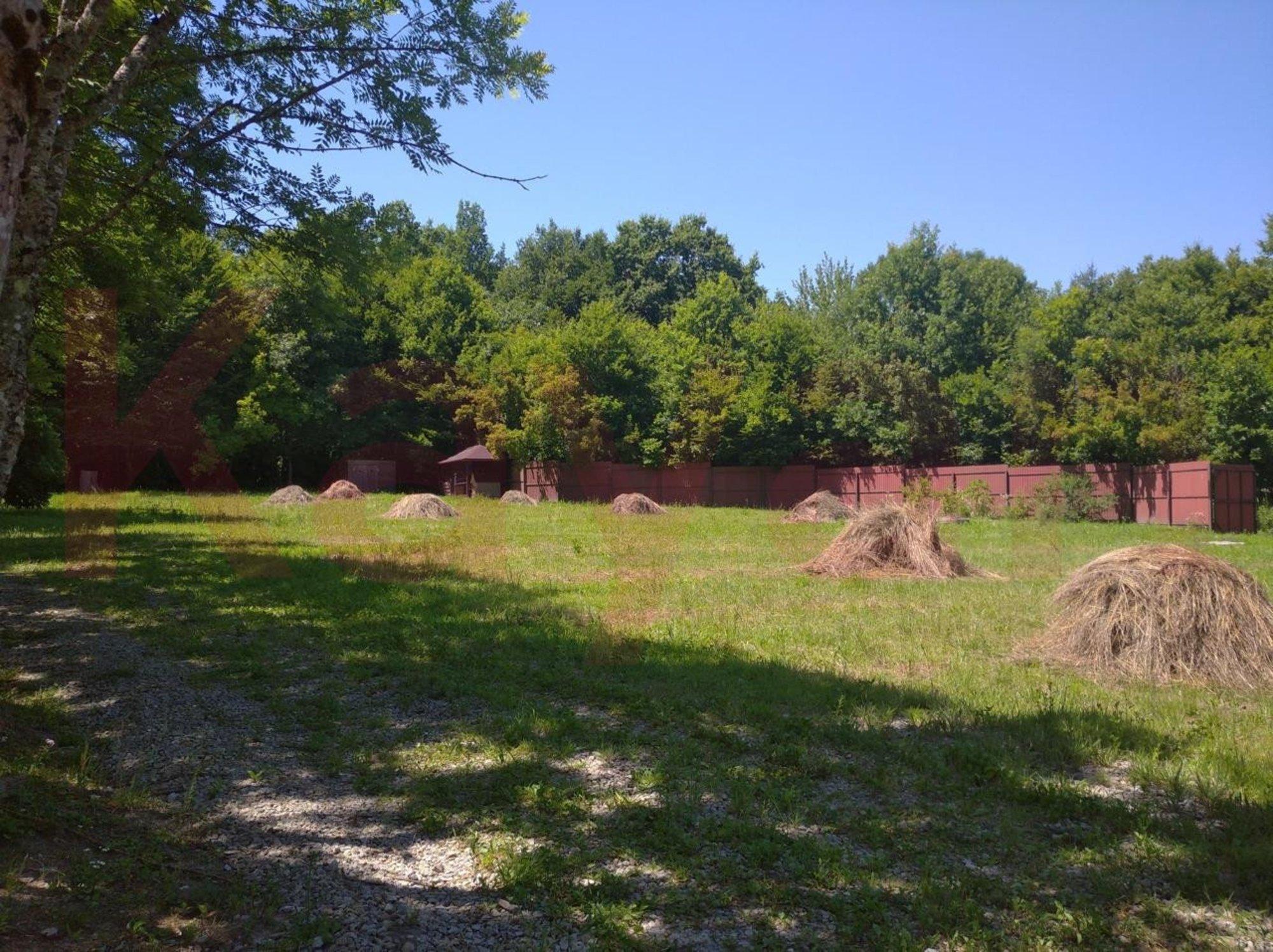 Купить землю, земельный участок за 33 000 000 рублей на Горячий Ключ