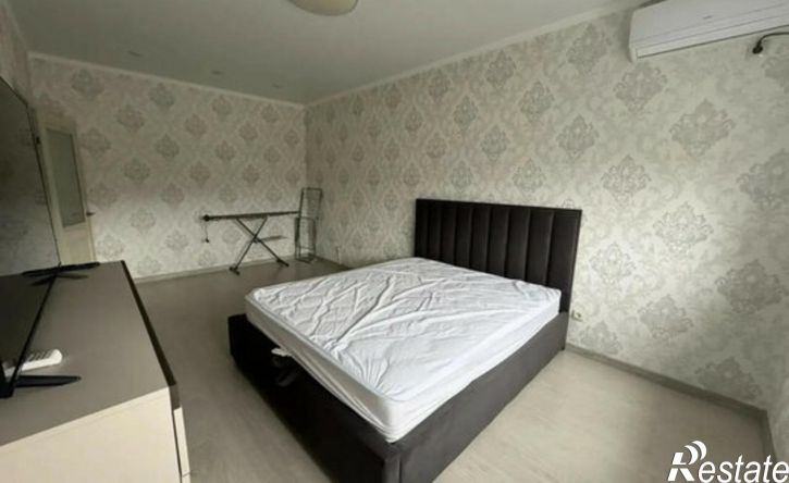 2-комн квартира улица Ленина, 220,  д. 220