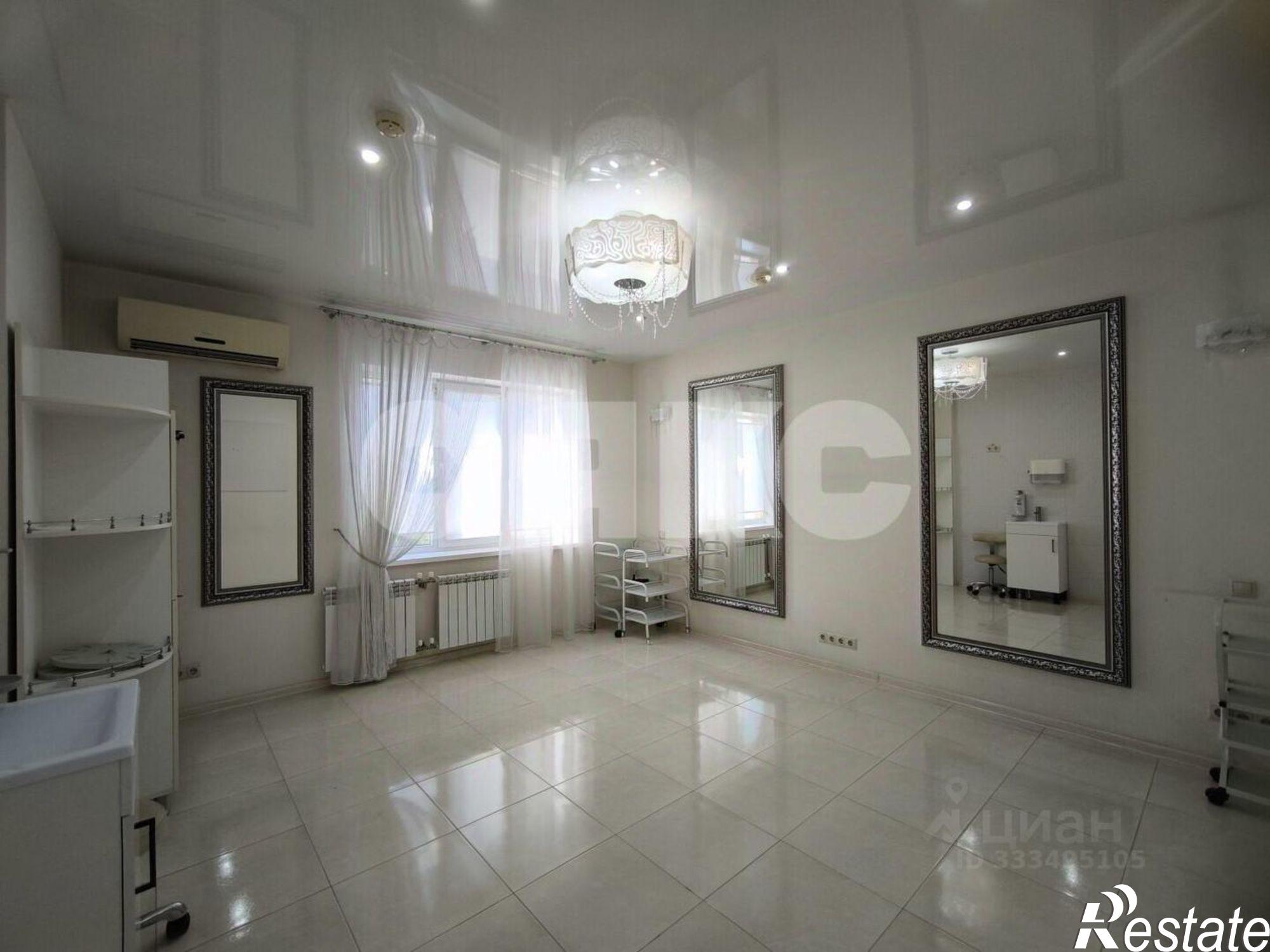 Купить офис, помещение под офис за 9 140 120 рублей на ул Объездная, 2В