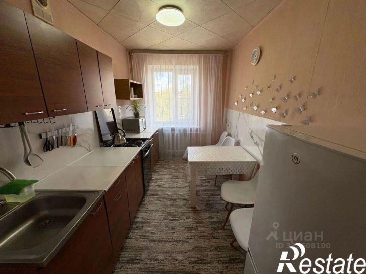 3-комн квартира улица Революции, 3,  д. 3