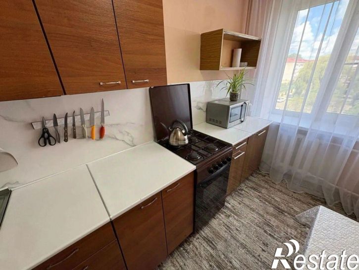 3-комн квартира улица Революции, 3,  д. 3