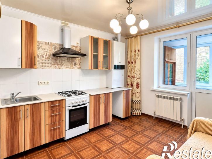 1-комн квартира Новонабережная улица, 1Ж,  д. 1Ж