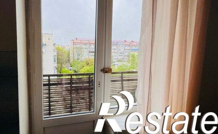 3-комн квартира улица Революции, 5,  д. 5